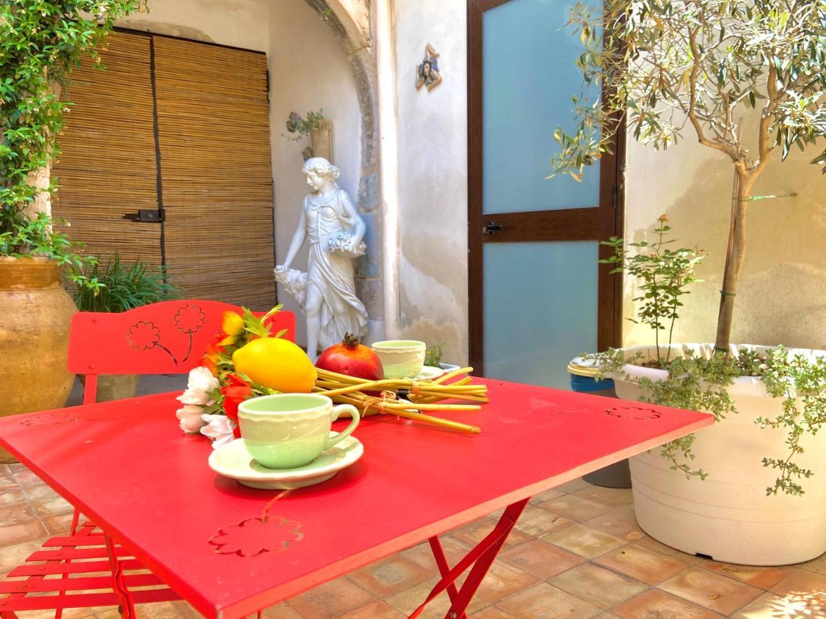 דירות סירקוזה Casa Aurora מראה חיצוני תמונה